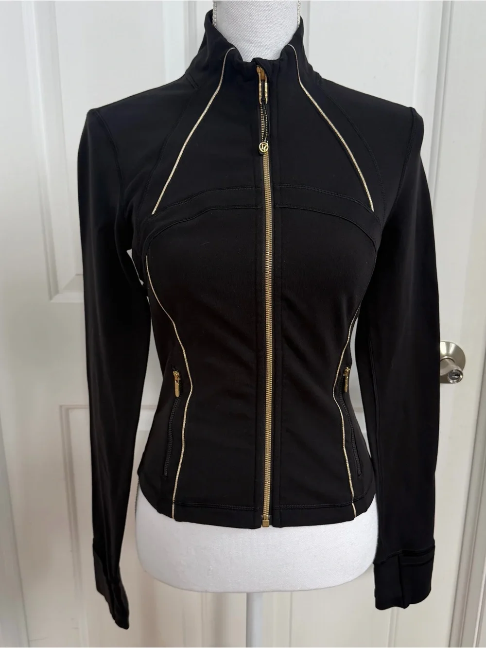 Lululemon Define Cropped Jacket - ✨Sparkle